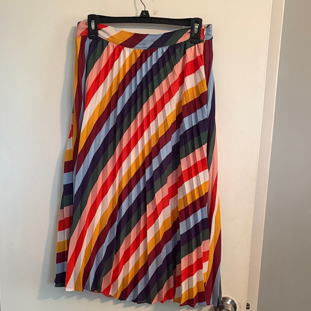 Colorful Striped Pleated Skirt
